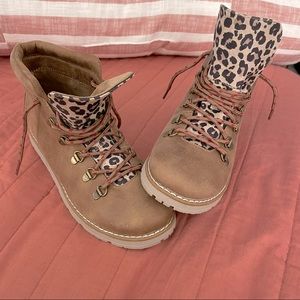 BOBS from Skechers 📔📦 | women’s memory foam ankle boot